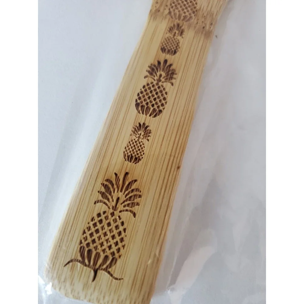 New Aloha Elements 8 Inch Bamboo Rice Paddle Hawaii Pineapple Carved